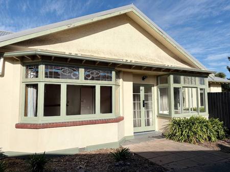 Buy 37 Hillier Pl | $585 weekly in NZ. 37 Hillier Pl | $585 time period - void Pet friendly household home in Spreydon, available from 16th June quiet no-issue thoroughfare