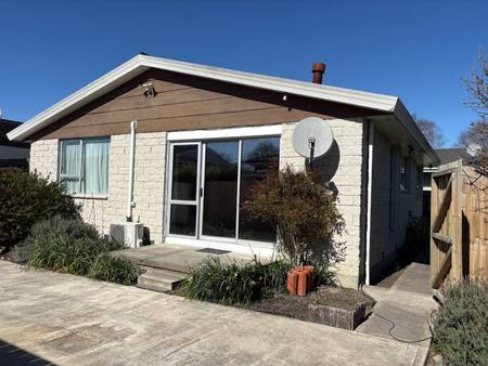 Buy 33B Cavendish Rd | $560 weekly in NZ. 33B Cavendish Rd | $560 time period - void household home close to local comforts, available now! Heatpump to guarantee all twelvemonth round c