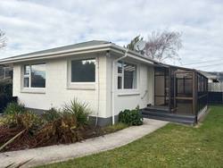 320 Hoon Hay Rd | $545 per week