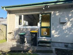 8/23 Frederick St | $415 weekly