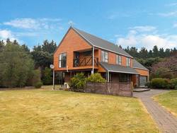25 Jessons Rd | $735 weekly