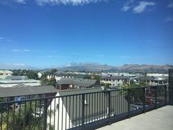 303/272 Barbadoes St | $770 weekly