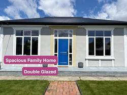 50 Sheldon St | $650 weekly